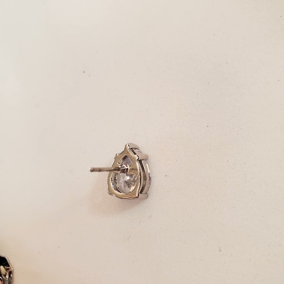 CZ by Kenneth Jay Lane 4 CCTW Pear Cut Silver Post Earrings New With Tag. Signed - Picture 4 of 12